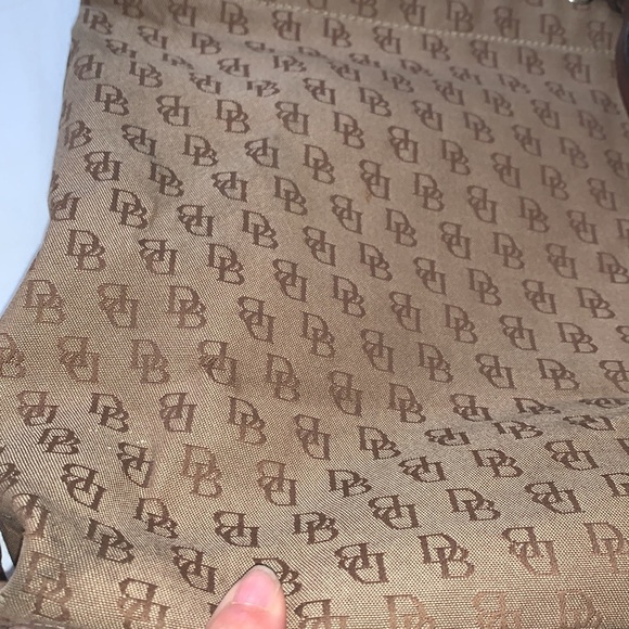 Vintage Gently Loved Dooney & Bourke Shoulder Bag - Picture 10 of 10